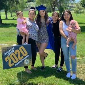 Meet your Posher, Mayra